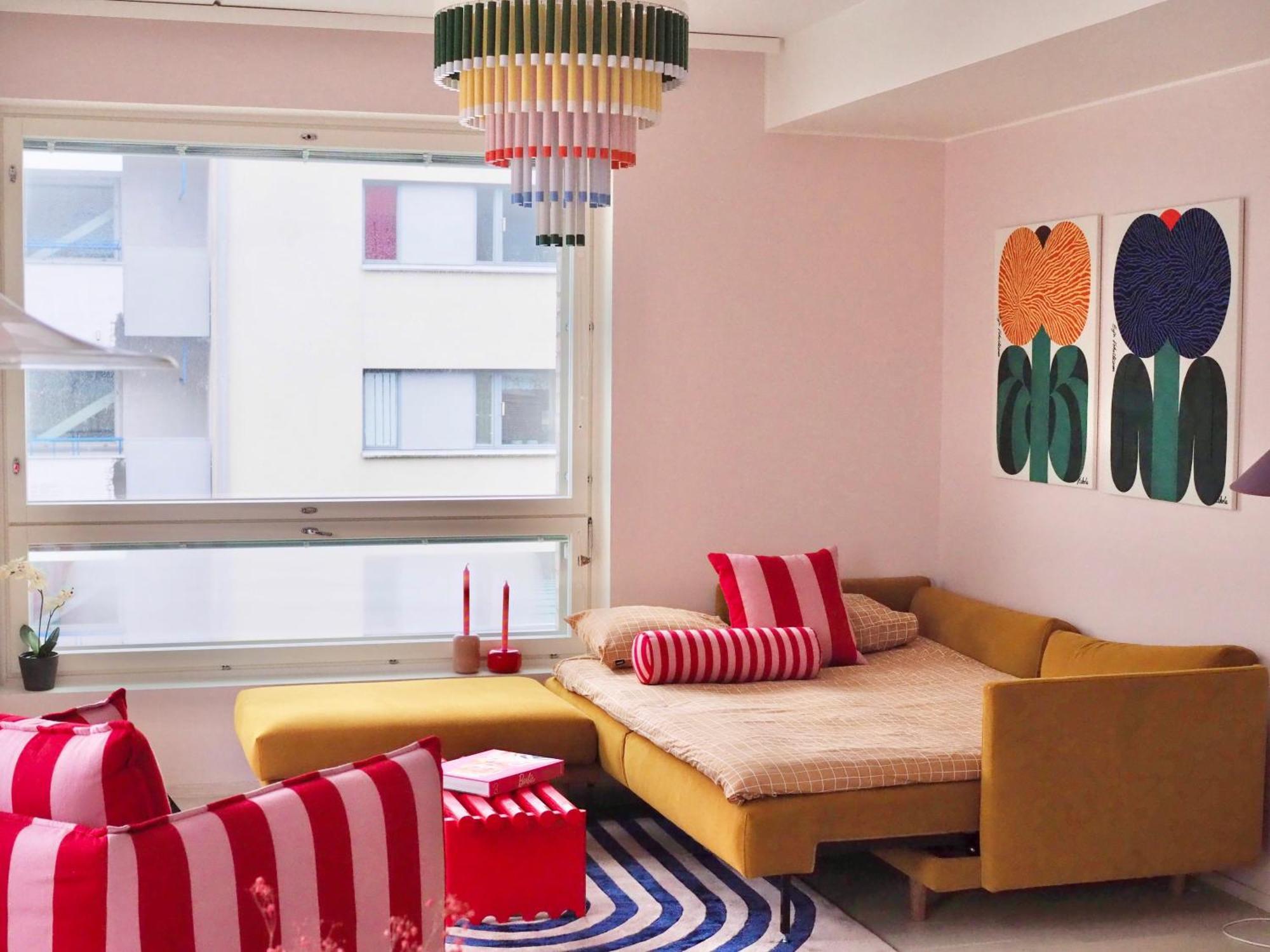 Candy-Colored Two-Room Condo With Sweet Views Хельсинки Экстерьер фото