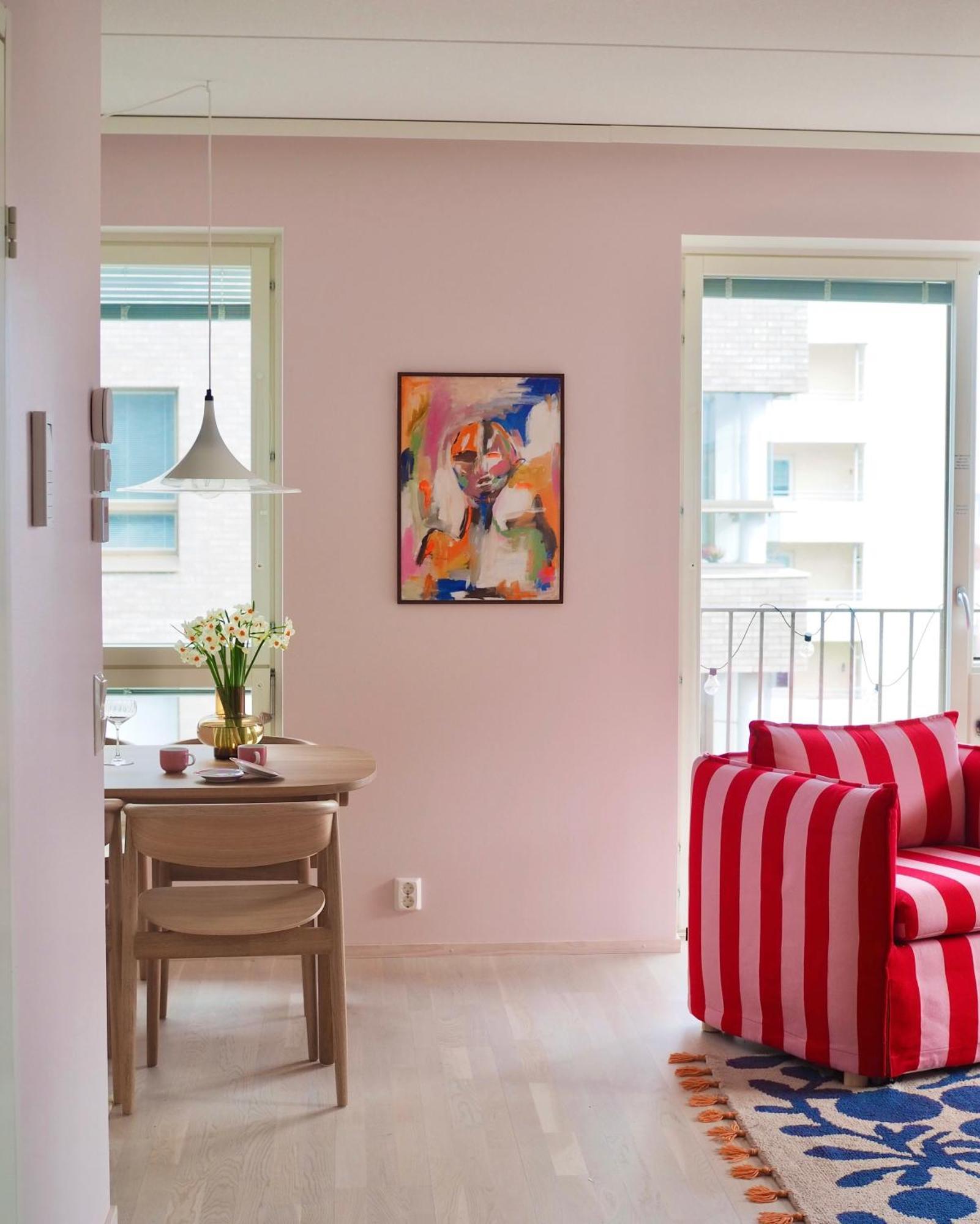 Candy-Colored Two-Room Condo With Sweet Views Хельсинки Экстерьер фото